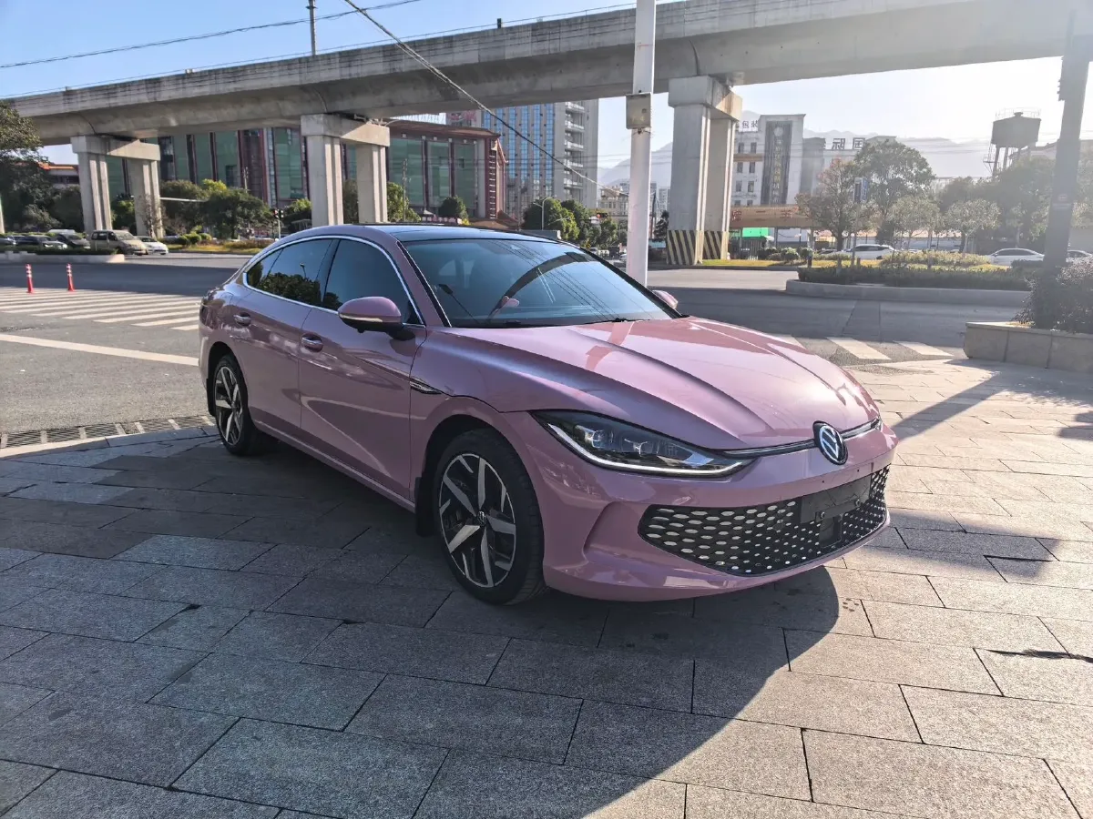 2024 Volkswagen Lamando 1.4T 150HP L4 7DCT,autocango,china used car exporter,china ev exporter,chinese used car exporter,chinese used ev exporter