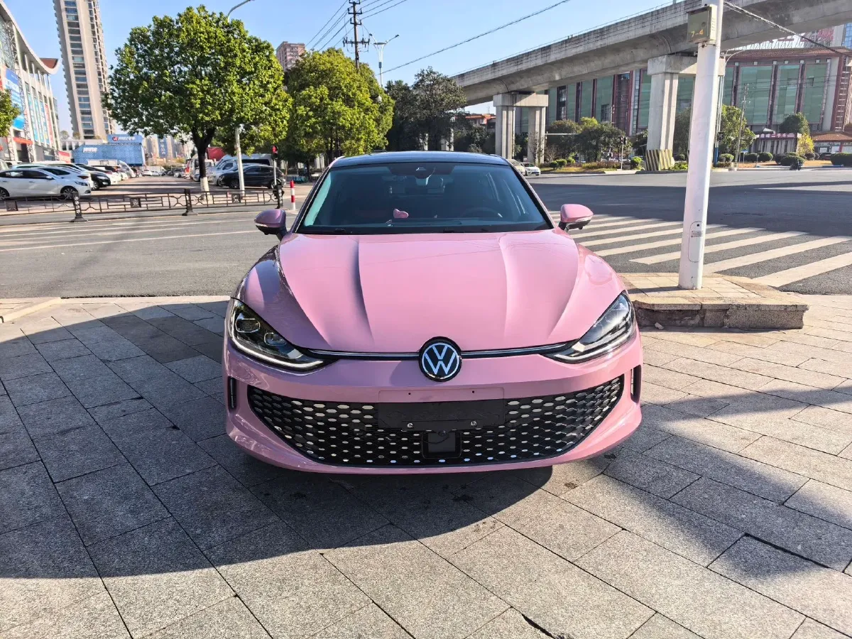 2024 Volkswagen Lamando 1.4T 150HP L4 7DCT,autocango,china used car exporter,china ev exporter,chinese used car exporter,chinese used ev exporter