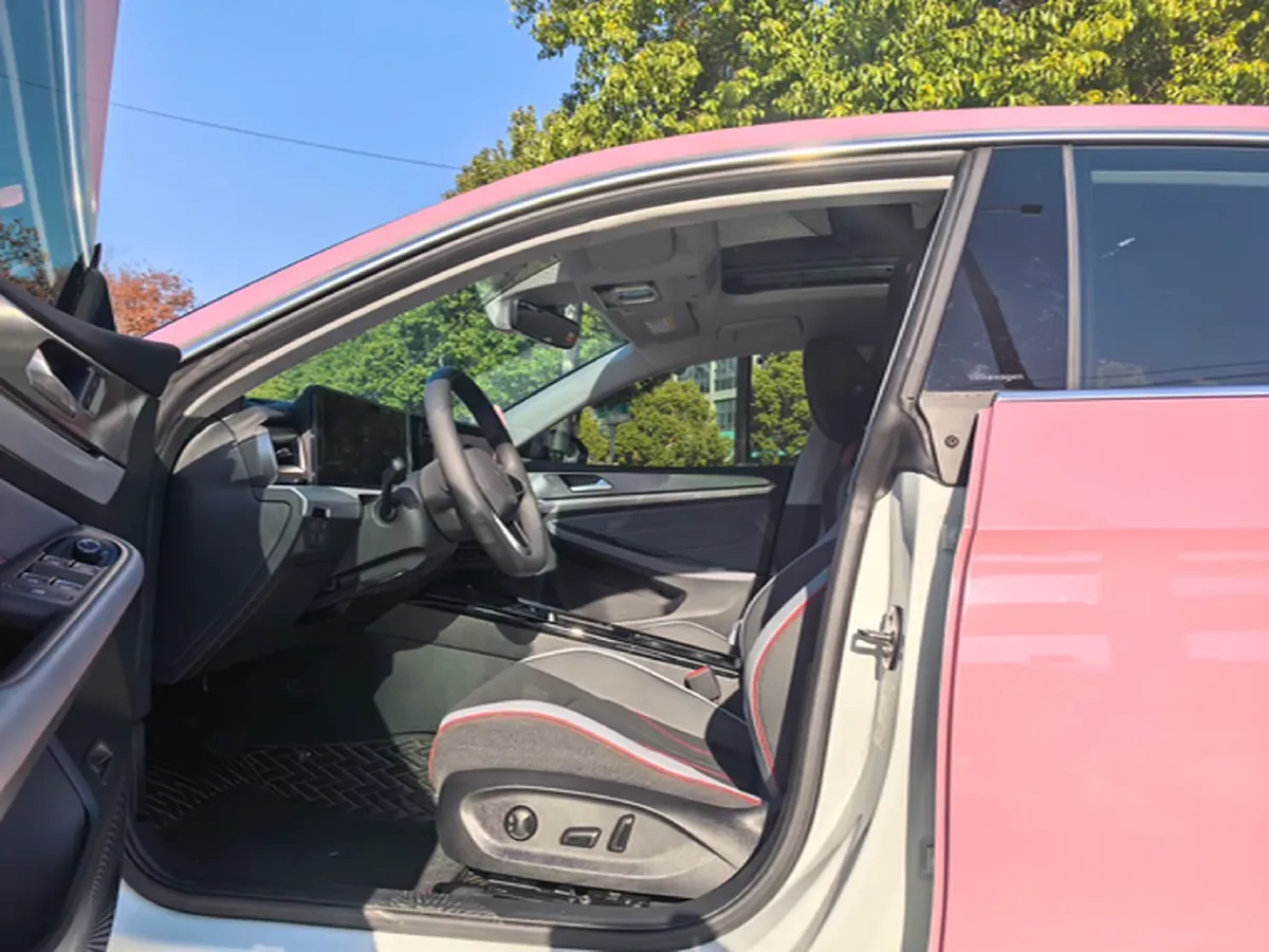 2024 Volkswagen Lamando 1.4T 150HP L4 7DCT,autocango,china used car exporter,china ev exporter,chinese used car exporter,chinese used ev exporter