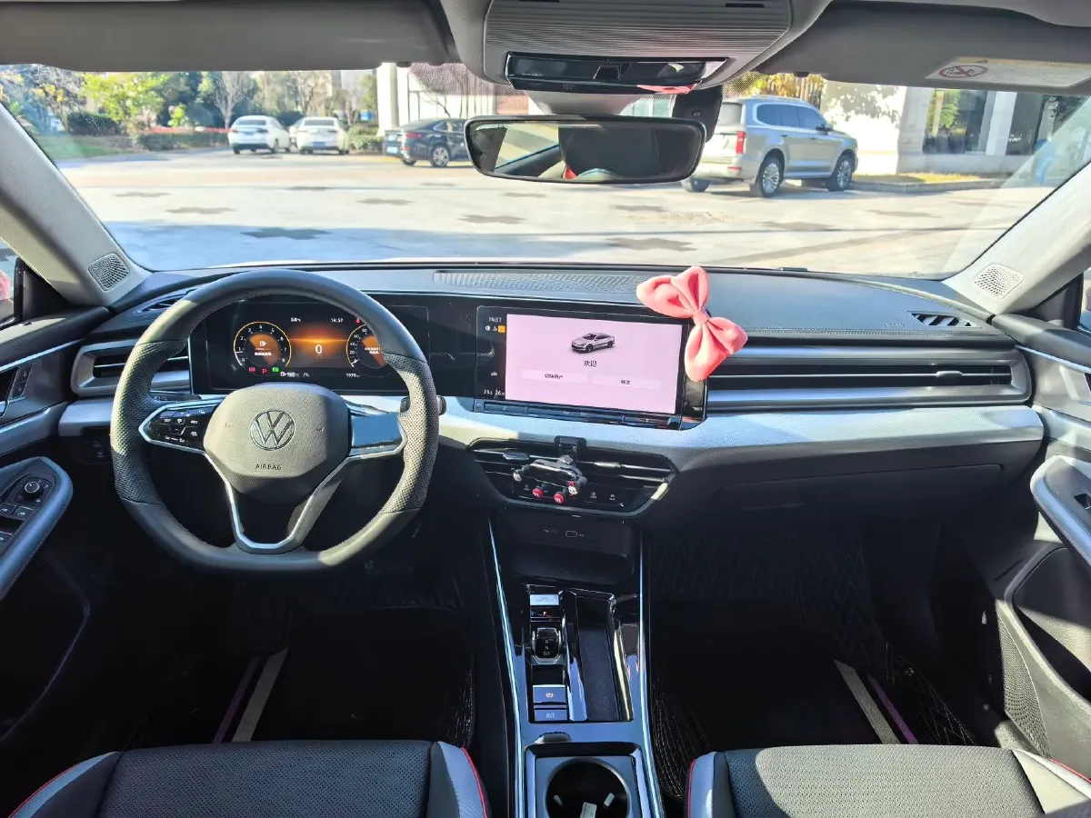 2024 Volkswagen Lamando 1.4T 150HP L4 7DCT,autocango,china used car exporter,china ev exporter,chinese used car exporter,chinese used ev exporter