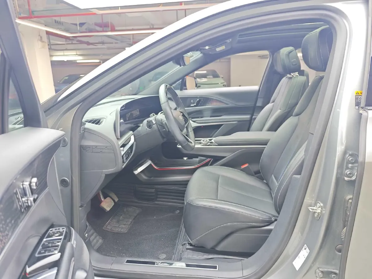 2022 Cadillac IQ Lyriq BEV 95.7KWH,autocango,china used car exporter,china ev exporter,chinese used car exporter,chinese used ev exporter