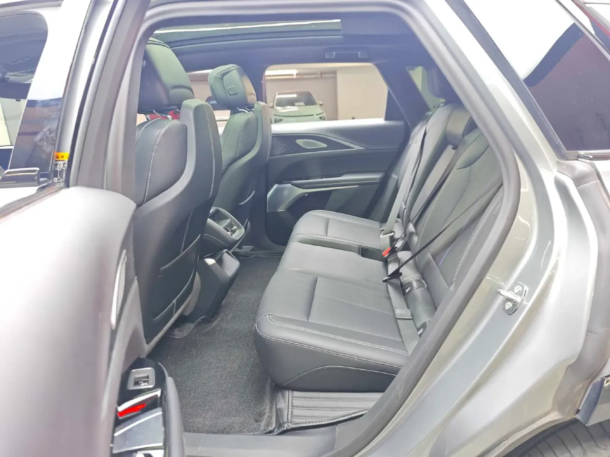 2022 Cadillac IQ Lyriq BEV 95.7KWH,autocango,china used car exporter,china ev exporter,chinese used car exporter,chinese used ev exporter