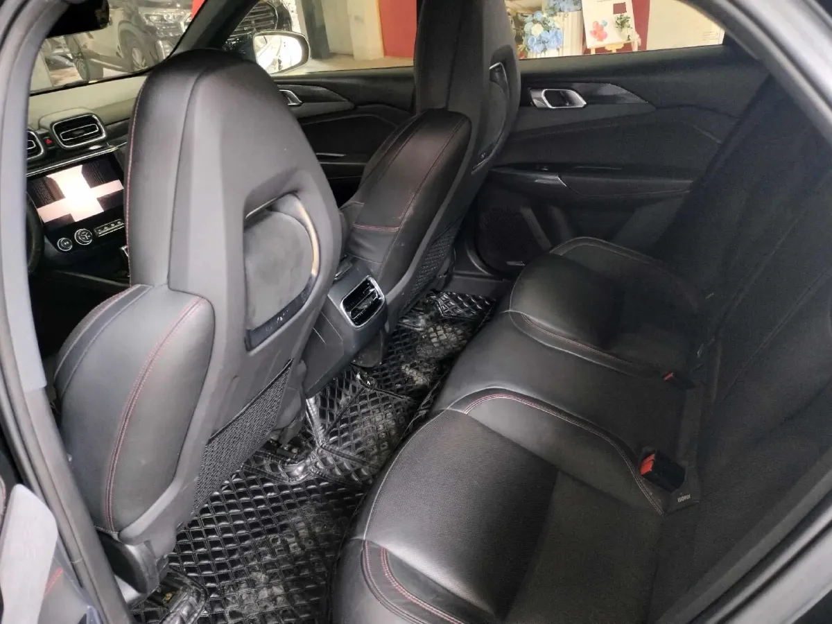 2018 Toyota C-HR 2.0L 171HP L4 CVT,autocango,china used car exporter,china ev exporter,chinese used car exporter,chinese used ev exporter