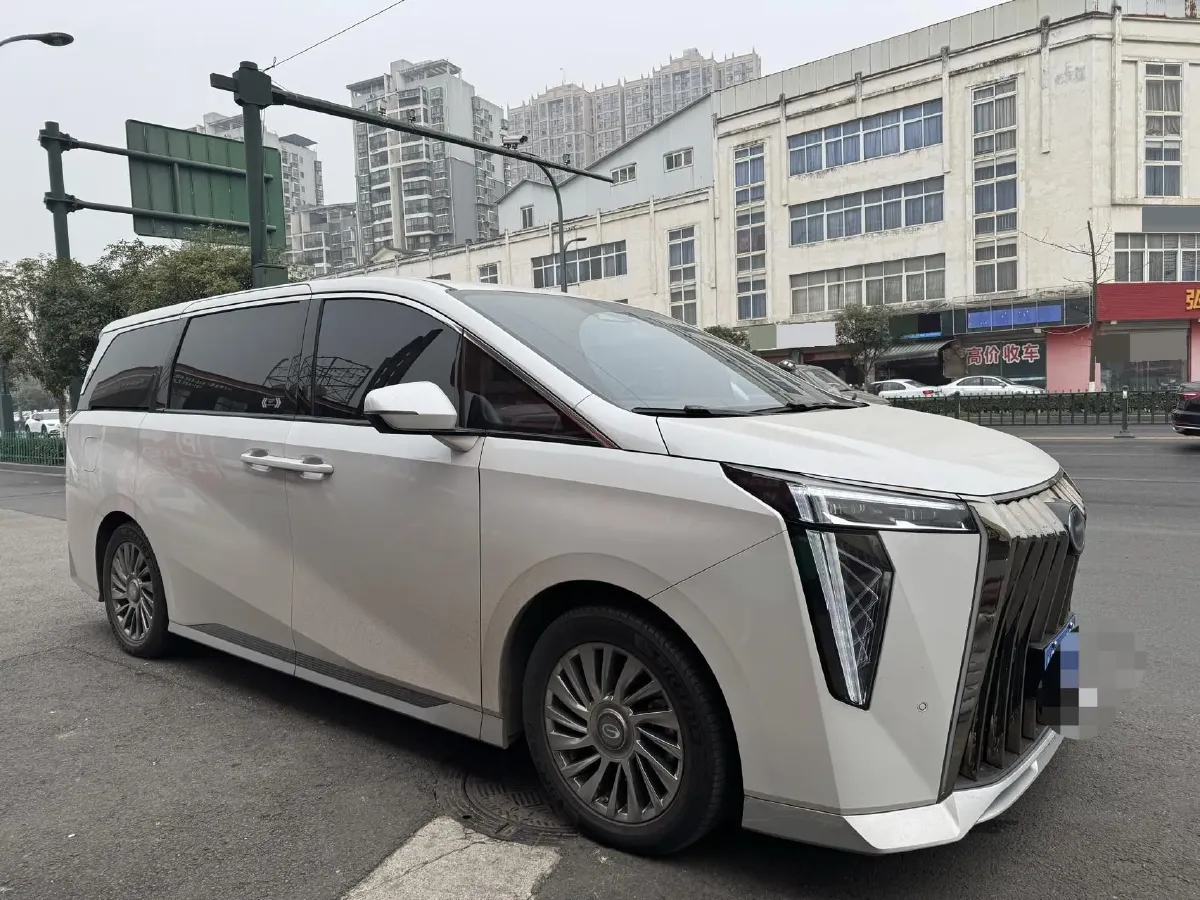 2023 GAC Trumpchi M8 2.0T 190HP L4 E-CVT Hybrid,autocango,china used car exporter,china ev exporter,chinese used car exporter,chinese used ev exporter