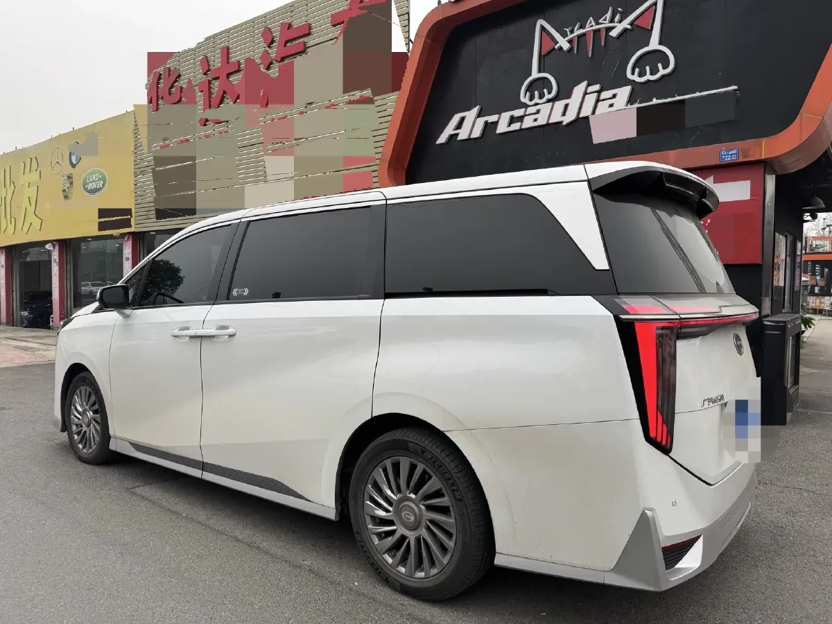 2023 GAC Trumpchi M8 2.0T 190HP L4 E-CVT Hybrid,autocango,china used car exporter,china ev exporter,chinese used car exporter,chinese used ev exporter