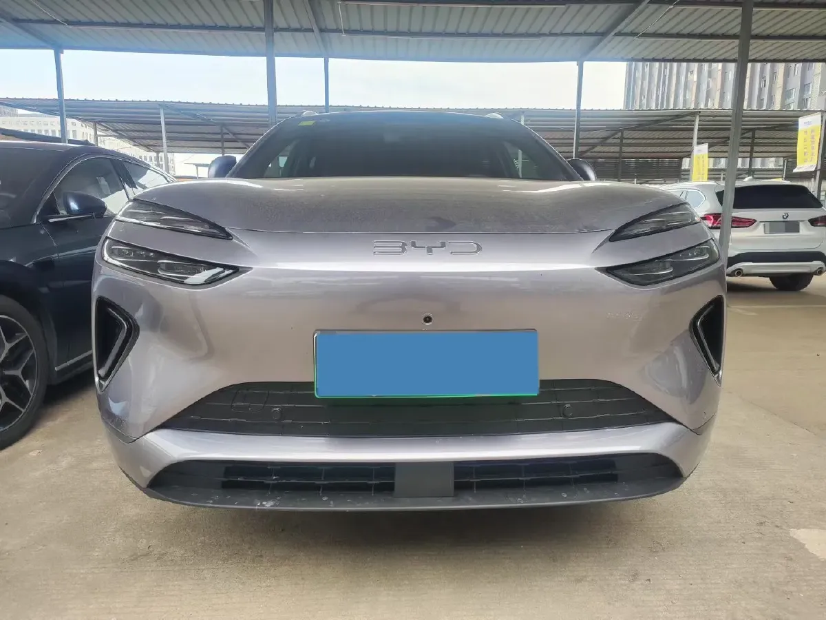2025 LanDian E5 PLUS 1.5L 95HP L4 E-CVT PHEV,autocango,china used car exporter,china ev exporter,chinese used car exporter,chinese used ev exporter