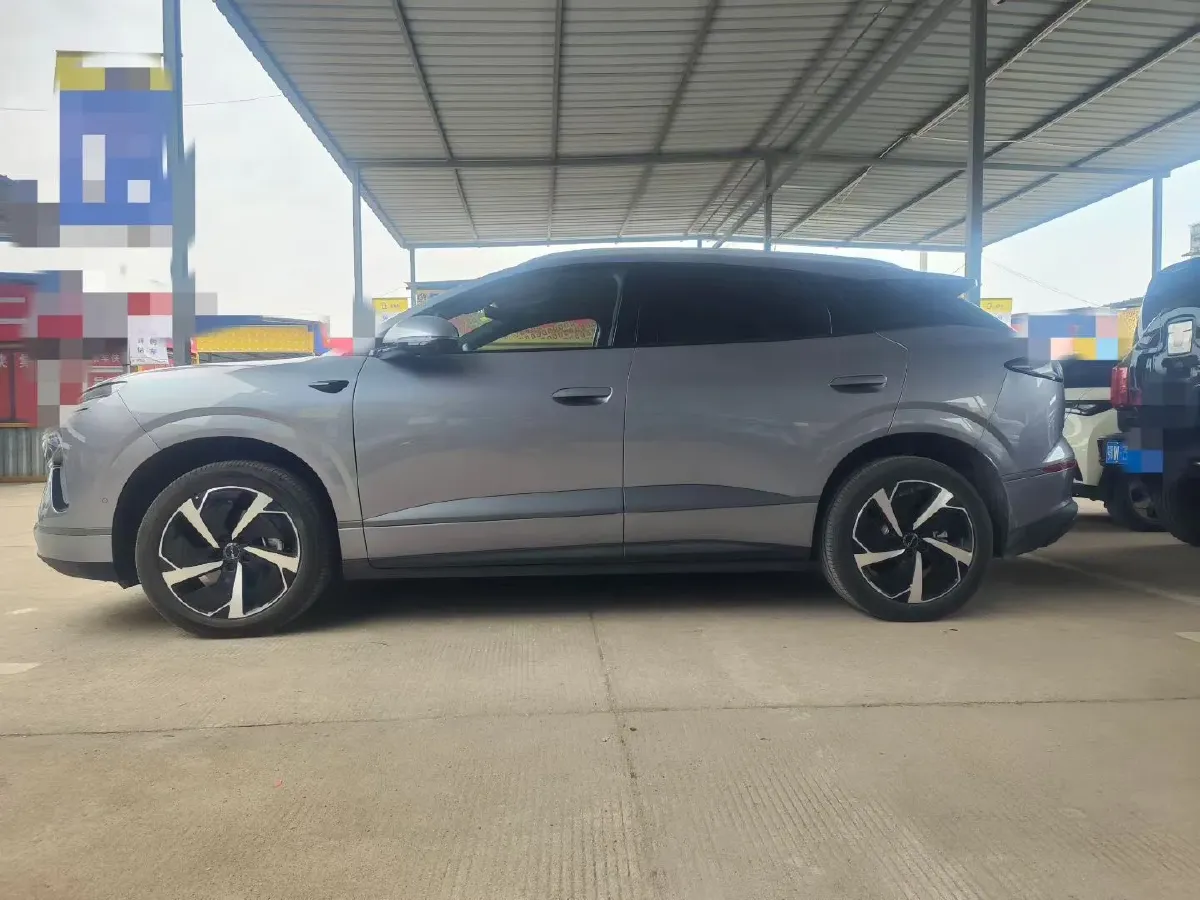 2025 LanDian E5 PLUS 1.5L 95HP L4 E-CVT PHEV,autocango,china used car exporter,china ev exporter,chinese used car exporter,chinese used ev exporter