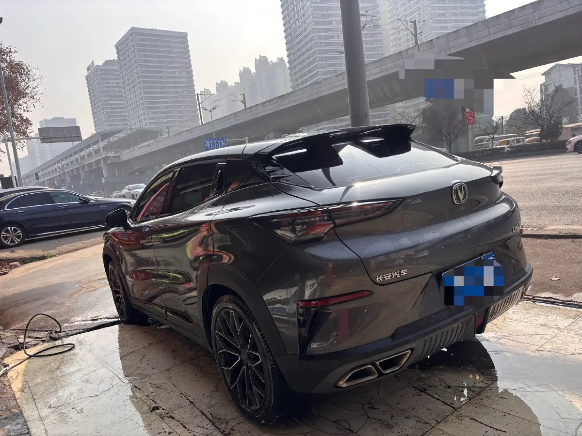 2022 ChangAn UNI-T 1.5T 188HP L4 7DCT,autocango,china used car exporter,china ev exporter,chinese used car exporter,chinese used ev exporter