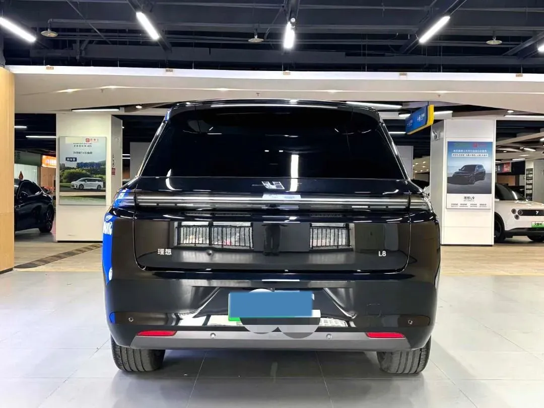 2023 Li L7 Range Extended 154HP REEV 40.9KWH,autocango,china used car exporter,china ev exporter,chinese used car exporter,chinese used ev exporter