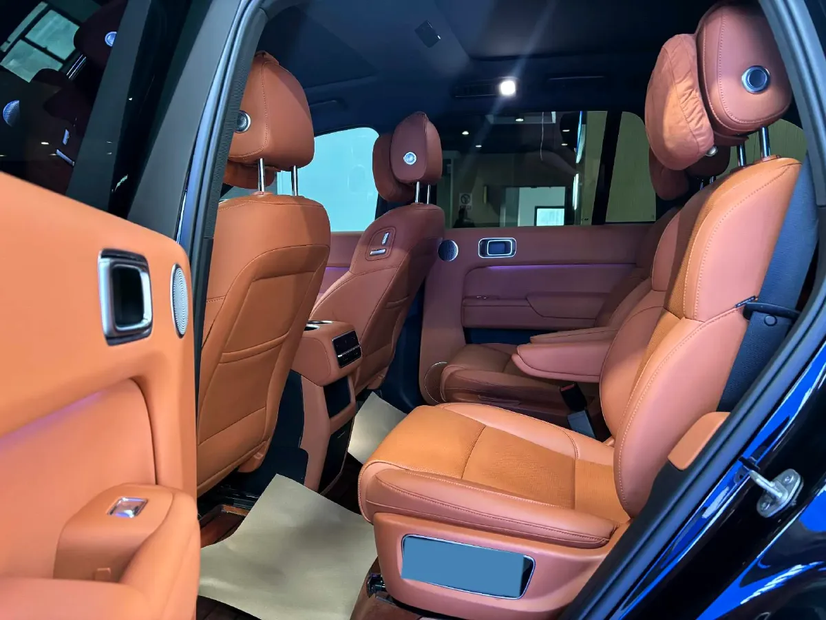 2023 Li L7 Range Extended 154HP REEV 40.9KWH,autocango,china used car exporter,china ev exporter,chinese used car exporter,chinese used ev exporter