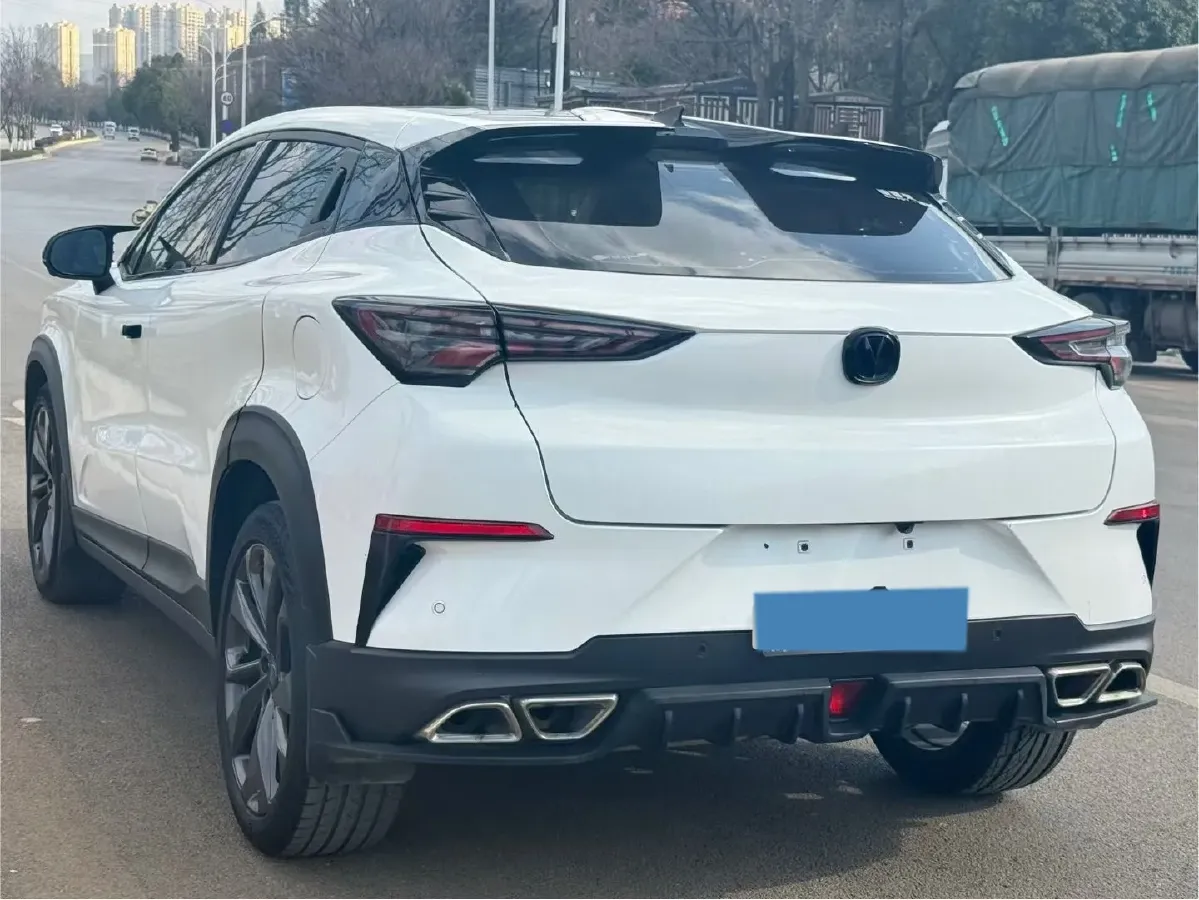 2020 ChangAn UNI-T 1.5T 180HP L4 7DCT,autocango,china used car exporter,china ev exporter,chinese used car exporter,chinese used ev exporter