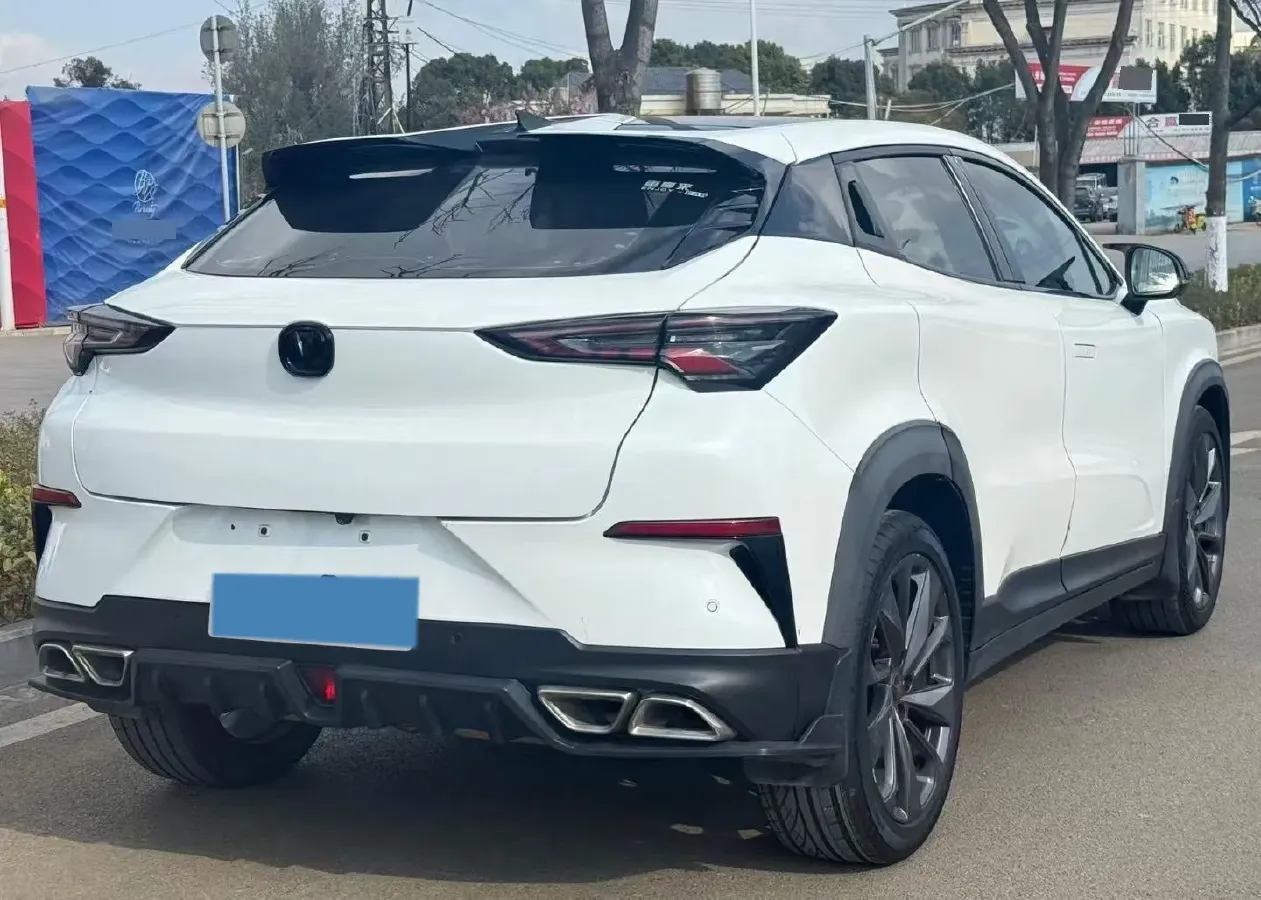 2020 ChangAn UNI-T 1.5T 180HP L4 7DCT,autocango,china used car exporter,china ev exporter,chinese used car exporter,chinese used ev exporter