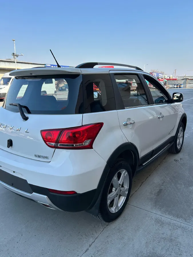 2017 ChangAn CS35 1.6L 125HP L4 5MT,autocango,china used car exporter,china ev exporter,chinese used car exporter,chinese used ev exporter