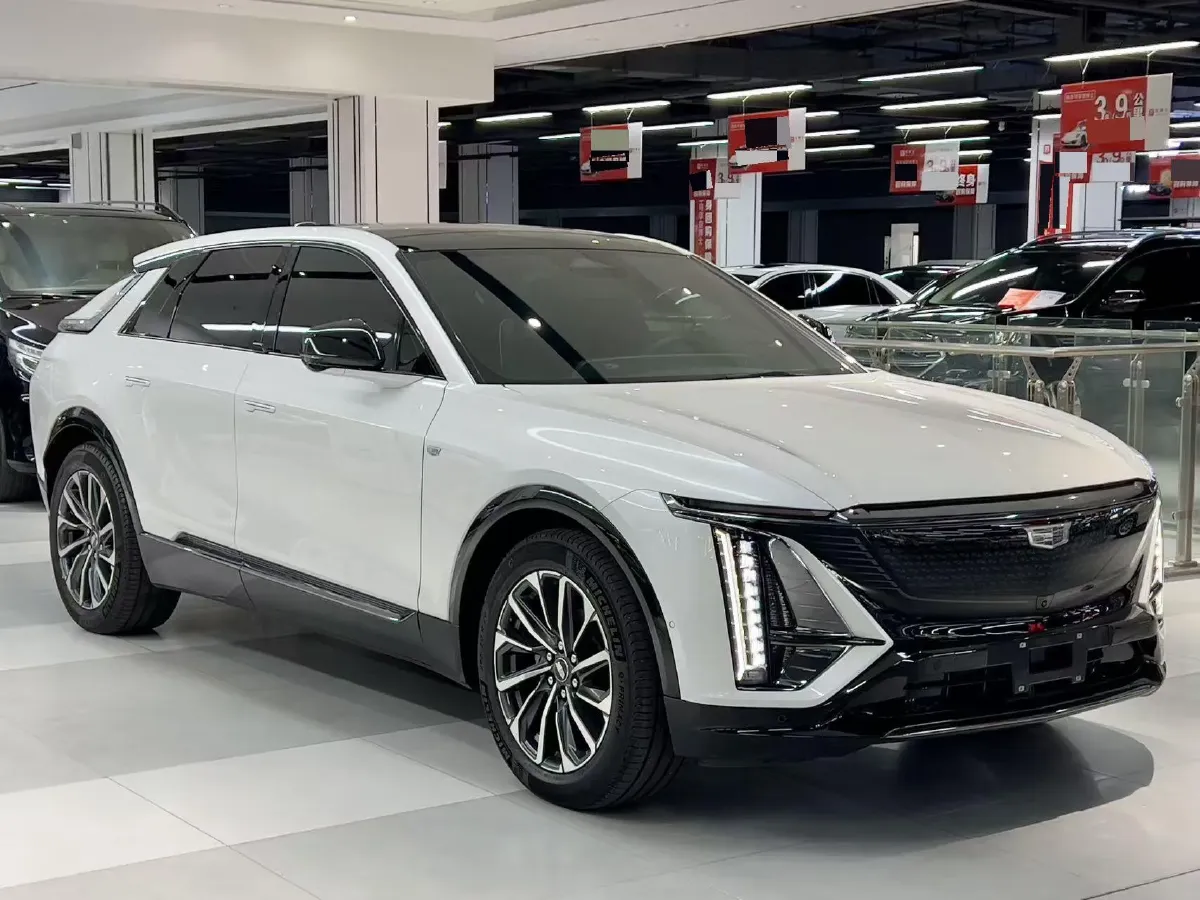 2022 Cadillac IQ Lyriq BEV 95.7KWH,autocango,china used car exporter,china ev exporter,chinese used car exporter,chinese used ev exporter