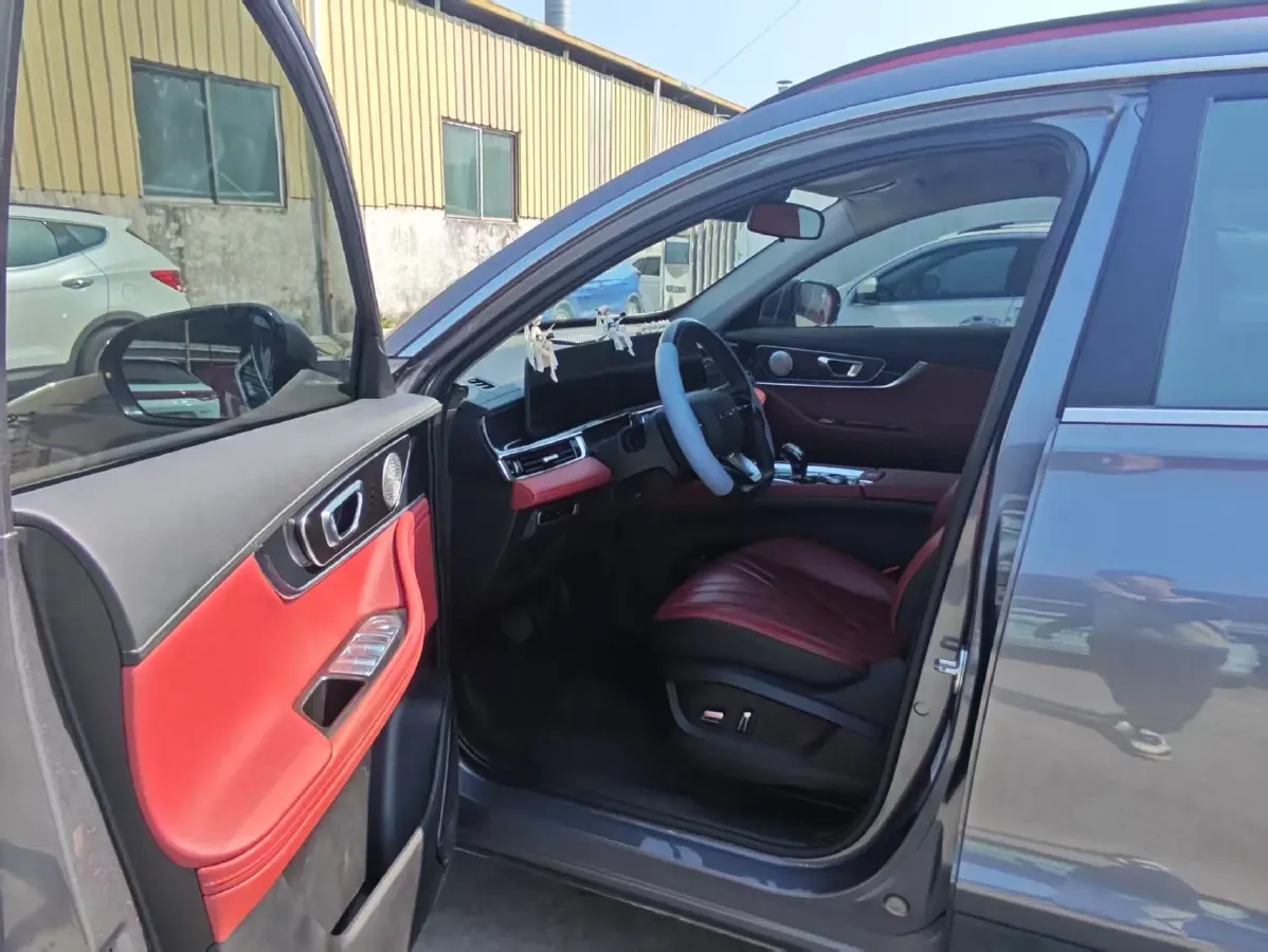 2023 Chery Tiggo 7 Plus 1.6T 197HP L4 7DCT,autocango,china used car exporter,china ev exporter,chinese used car exporter,chinese used ev exporter