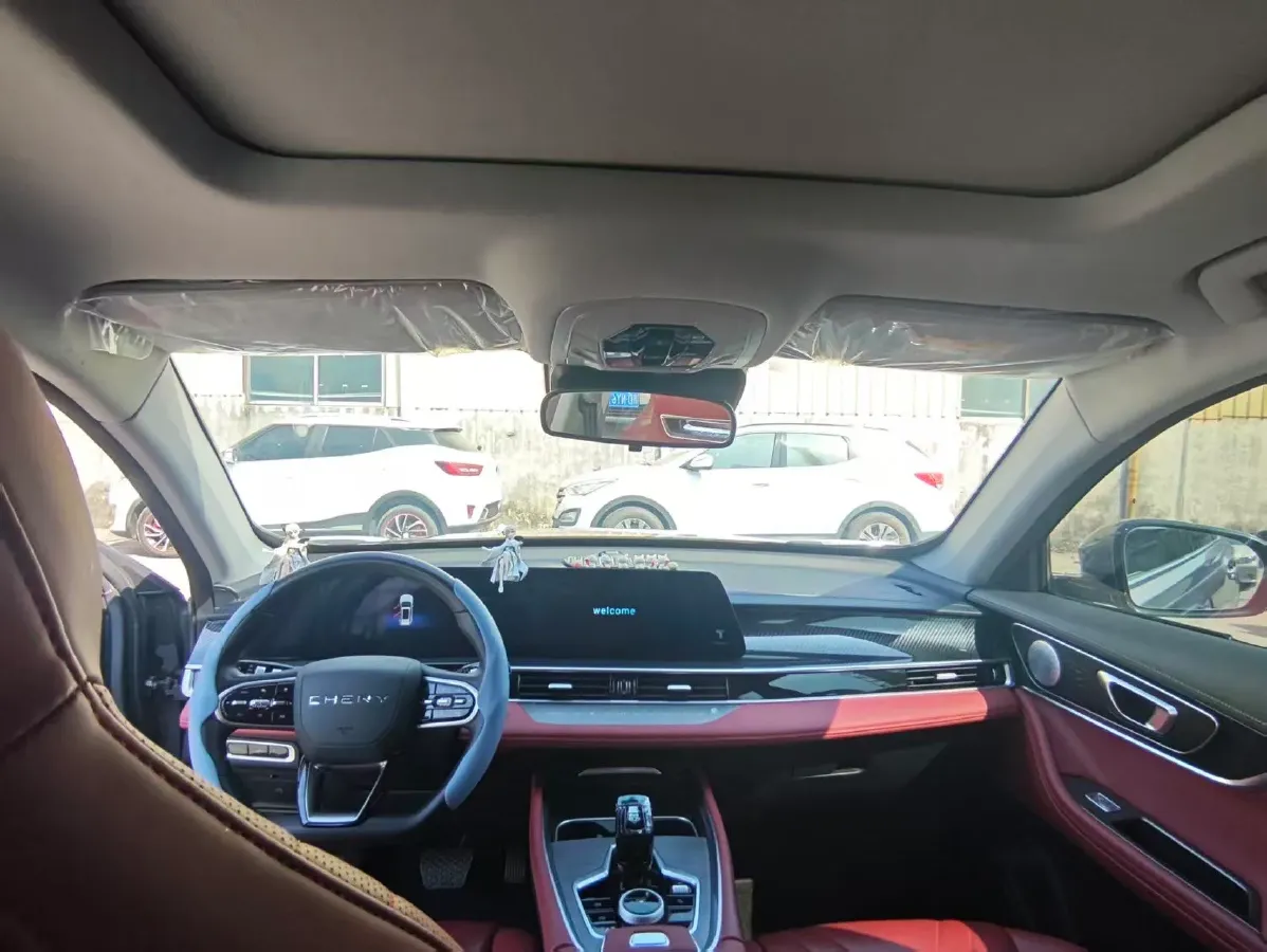 2023 Chery Tiggo 7 Plus 1.6T 197HP L4 7DCT,autocango,china used car exporter,china ev exporter,chinese used car exporter,chinese used ev exporter