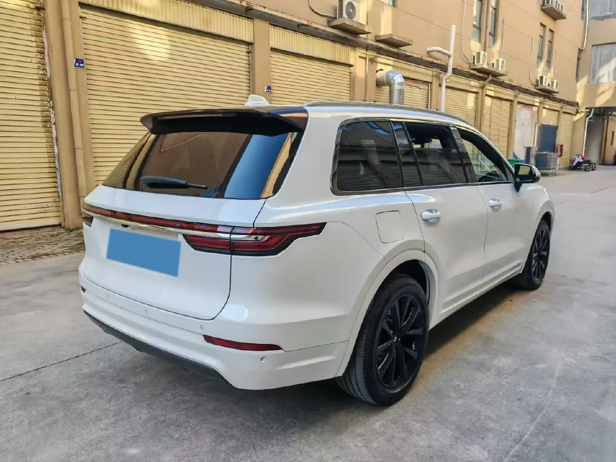 2020 Li ONE Range Extended 131HP REEV 40.5KWH,autocango,china used car exporter,china ev exporter,chinese used car exporter,chinese used ev exporter