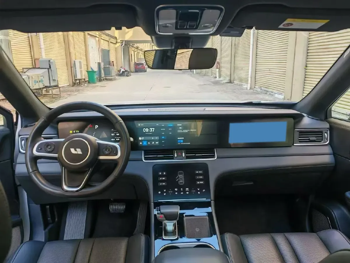 2020 Li ONE Range Extended 131HP REEV 40.5KWH,autocango,china used car exporter,china ev exporter,chinese used car exporter,chinese used ev exporter