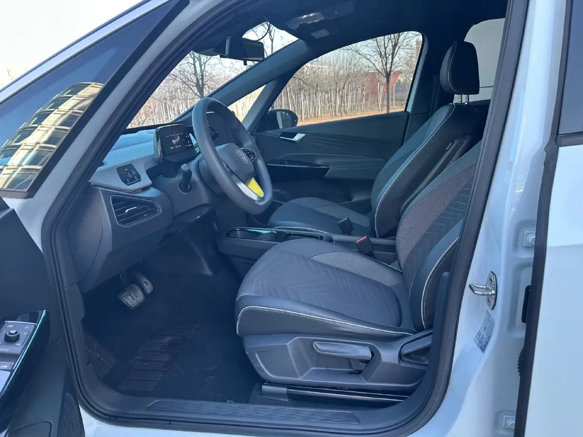 2023 Volkswagen ID.3 BEV 52.8KWH,autocango,china used car exporter,china ev exporter,chinese used car exporter,chinese used ev exporter