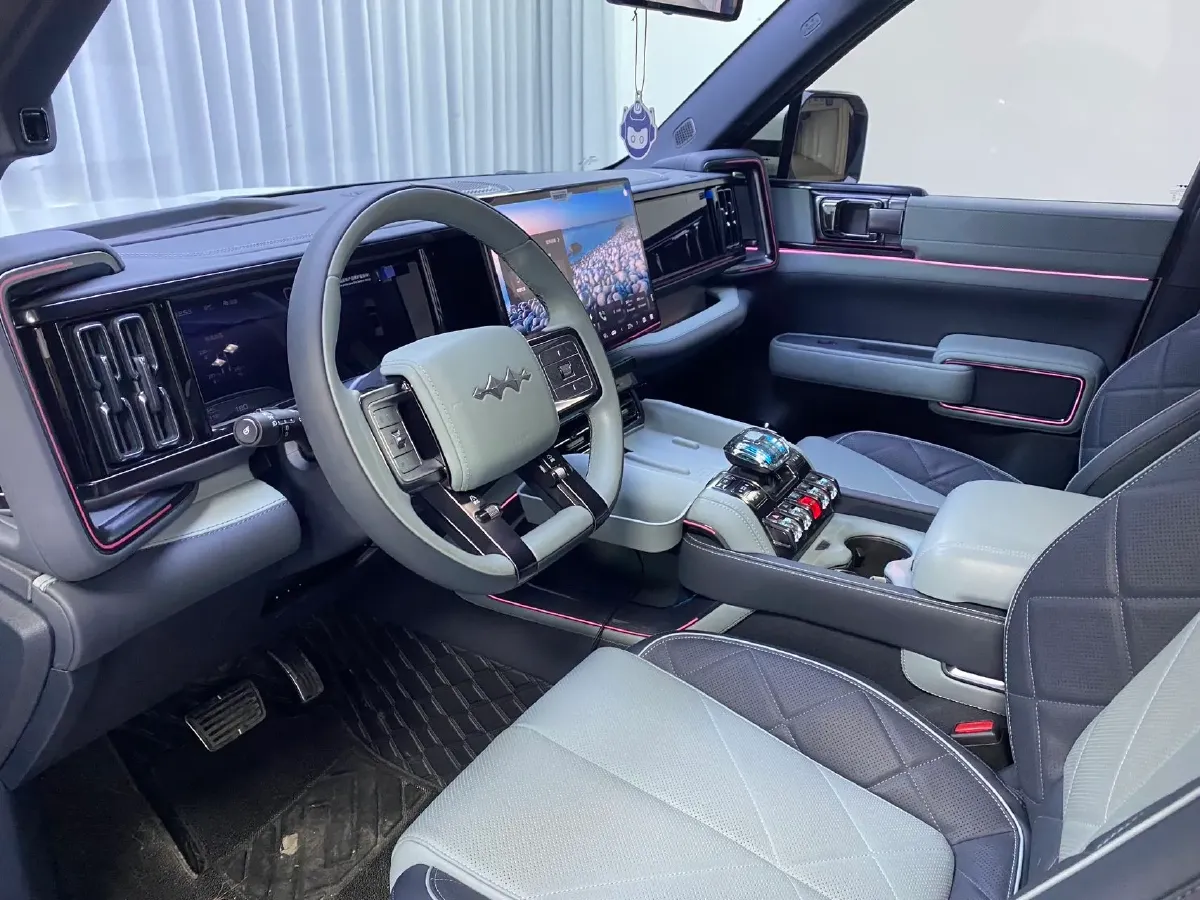 2023 FangChengBao Bao 5 1.5T 194HP L4 E-CVT PHEV 31.8KWH,autocango,china used car exporter,china ev exporter,chinese used car exporter,chinese used ev exporter