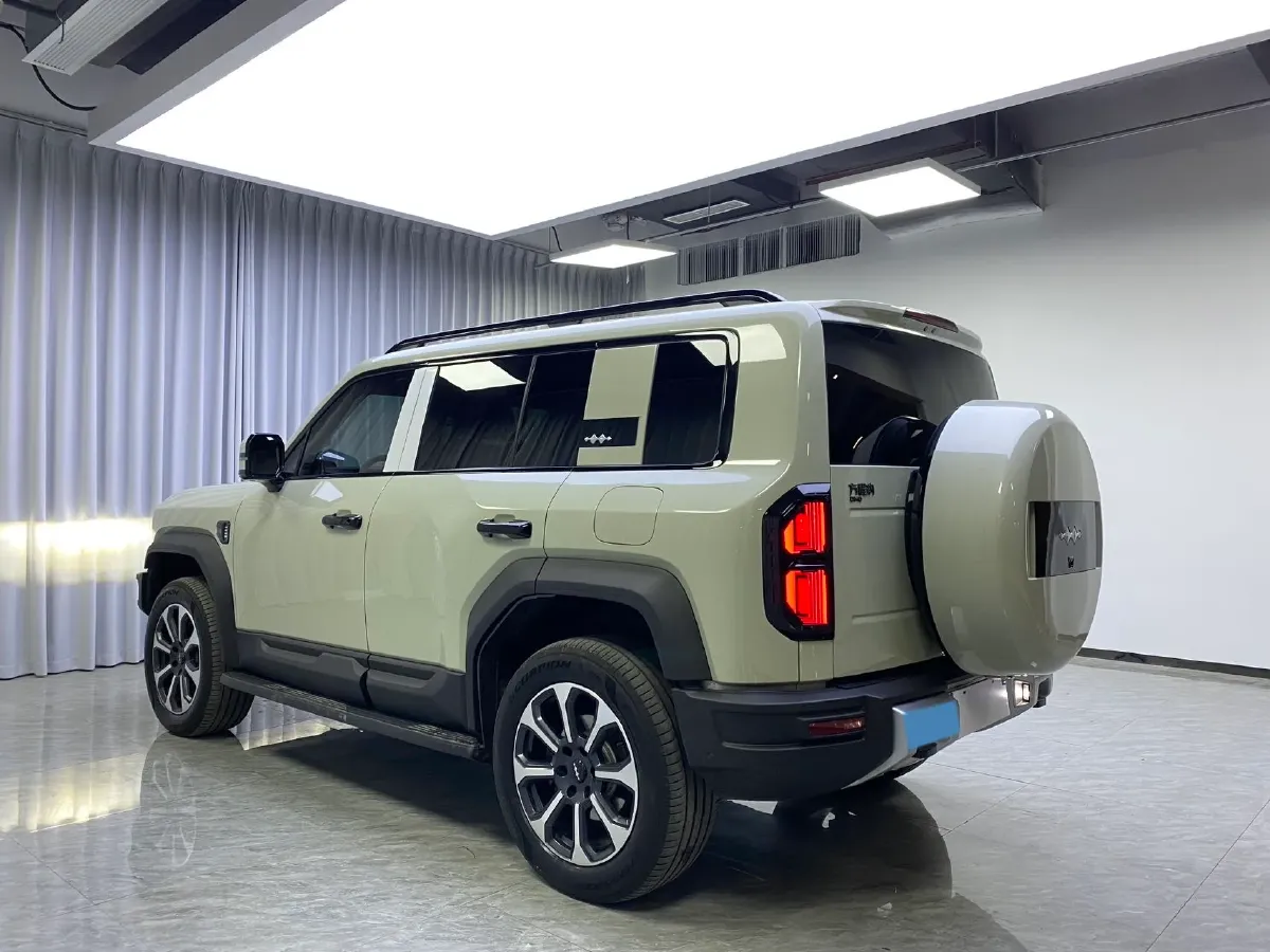 2023 FangChengBao Bao 5 1.5T 194HP L4 E-CVT PHEV 31.8KWH,autocango,china used car exporter,china ev exporter,chinese used car exporter,chinese used ev exporter