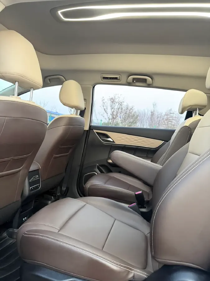 2022 Skyworth HT-i 1.5L 110HP L4 E-CVT PHEV 21.68KWH,autocango,china used car exporter,china ev exporter,chinese used car exporter,chinese used ev exporter