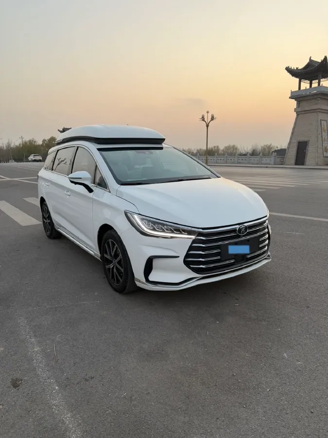 2022 Skyworth HT-i 1.5L 110HP L4 E-CVT PHEV 21.68KWH,autocango,china used car exporter,china ev exporter,chinese used car exporter,chinese used ev exporter