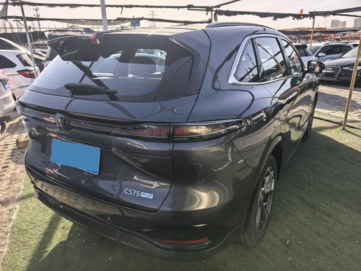 2025 ChangAn CS75 Plus 1.5T 192HP L4 8AT,autocango,china used car exporter,china ev exporter,chinese used car exporter,chinese used ev exporter