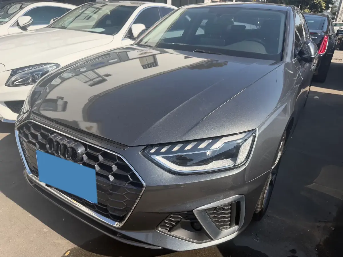2020 Audi A4L 2.0T 190HP L4 7DCT