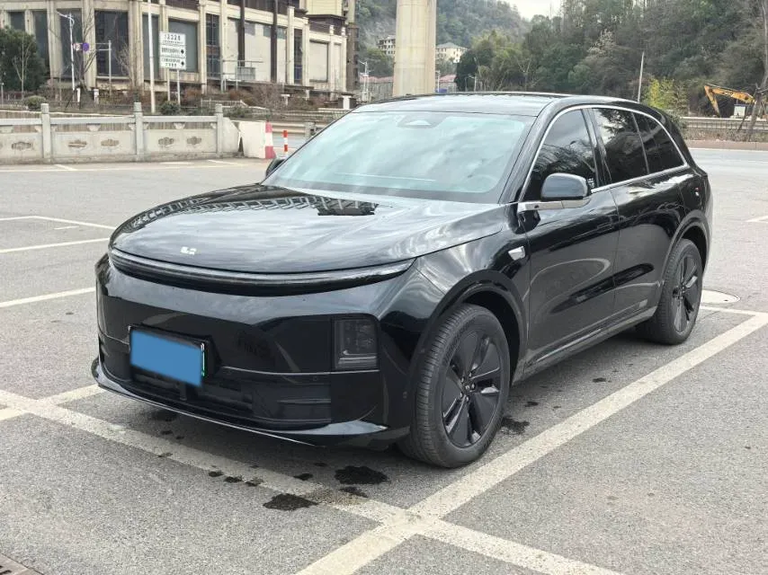 2024 Li L6 Range Extended 154HP L4 REEV 36.8KWH,autocango,china used car exporter,china ev exporter,chinese used car exporter,chinese used ev exporter