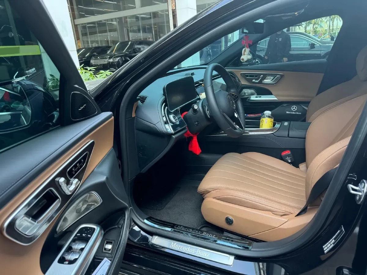 2025 Mercedes-Benz E Class 2.0T 258HP L4 9AT,autocango,china used car exporter,china ev exporter,chinese used car exporter,chinese used ev exporter