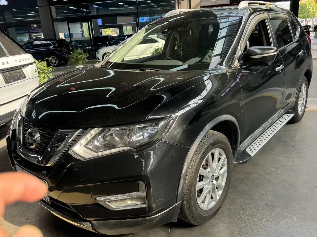 2020 Nissan X-Trail 2.0L 154HP L4 CVT