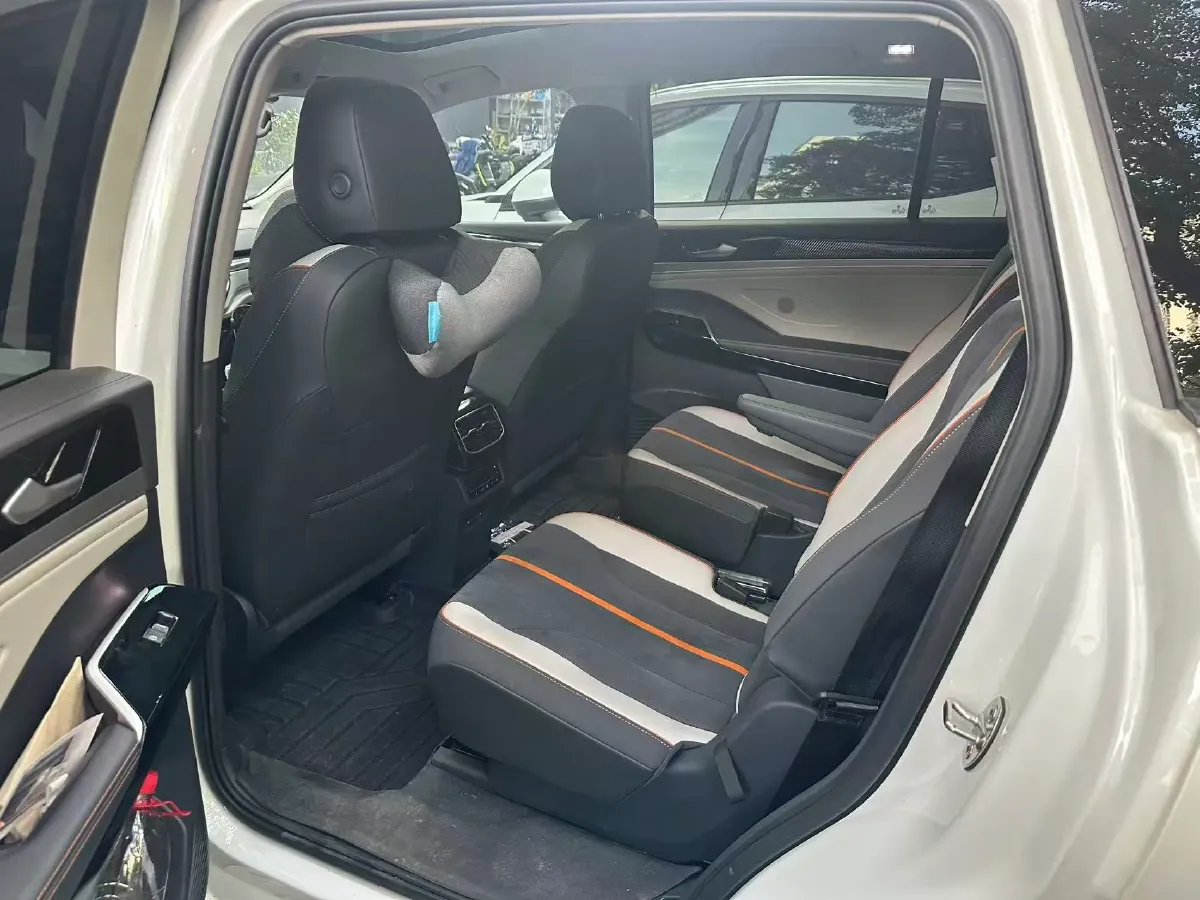 2022 Volkswagen ID.6 Crozz BEV 84.8KWH,autocango,china used car exporter,china ev exporter,chinese used car exporter,chinese used ev exporter