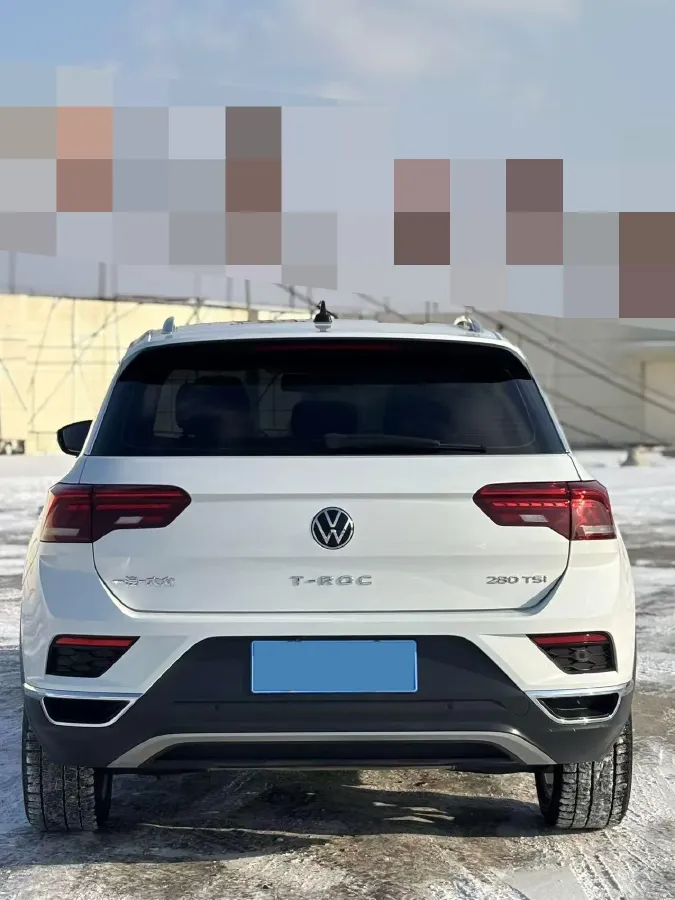 2022 Volkswagen T-Roc 1.4T 150HP L4 7DCT,autocango,china used car exporter,china ev exporter,chinese used car exporter,chinese used ev exporter