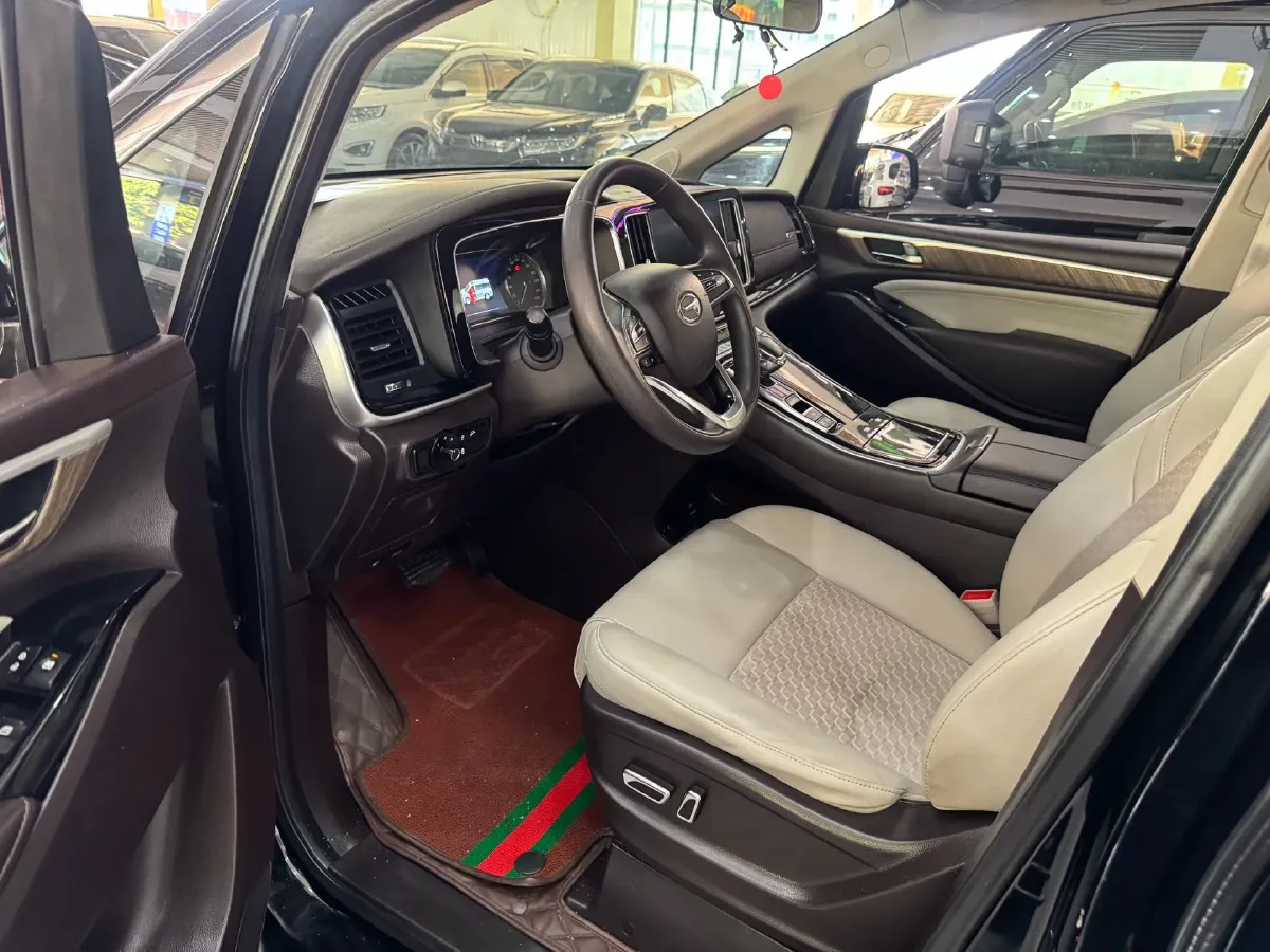 2021 GAC Trumpchi M8 2.0T 252HP L4 8AT,autocango,china used car exporter,china ev exporter,chinese used car exporter,chinese used ev exporter