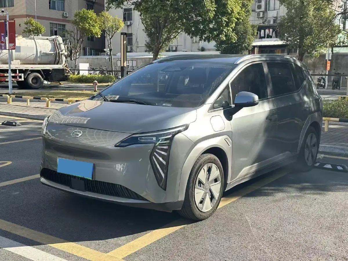 2023 Aion Y BEV 61.7KWH