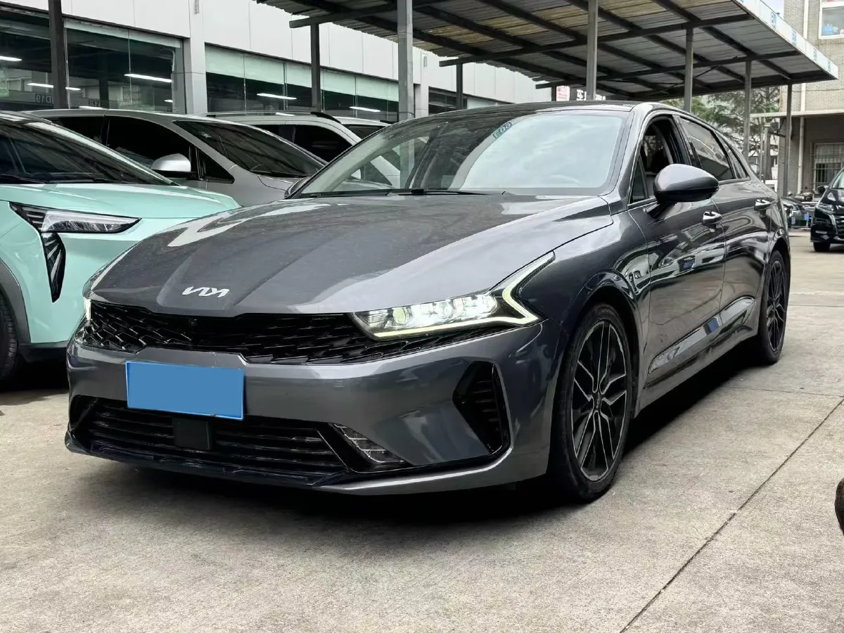 2021 Toyota Camry 2.0L 178HP L4 CVT,autocango,china used car exporter,china ev exporter,chinese used car exporter,chinese used ev exporter