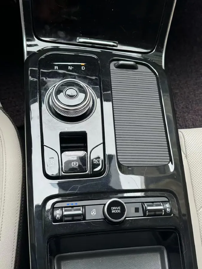 2021 Toyota Camry 2.0L 178HP L4 CVT,autocango,china used car exporter,china ev exporter,chinese used car exporter,chinese used ev exporter