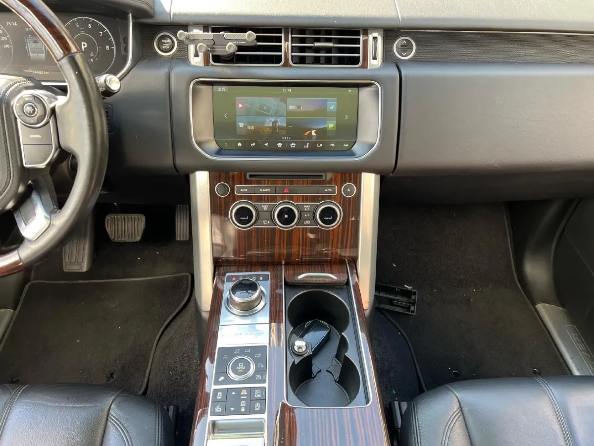 2017 Land Rover Range Rover 3.0T 340HP V6 8AT,autocango,china used car exporter,china ev exporter,chinese used car exporter,chinese used ev exporter