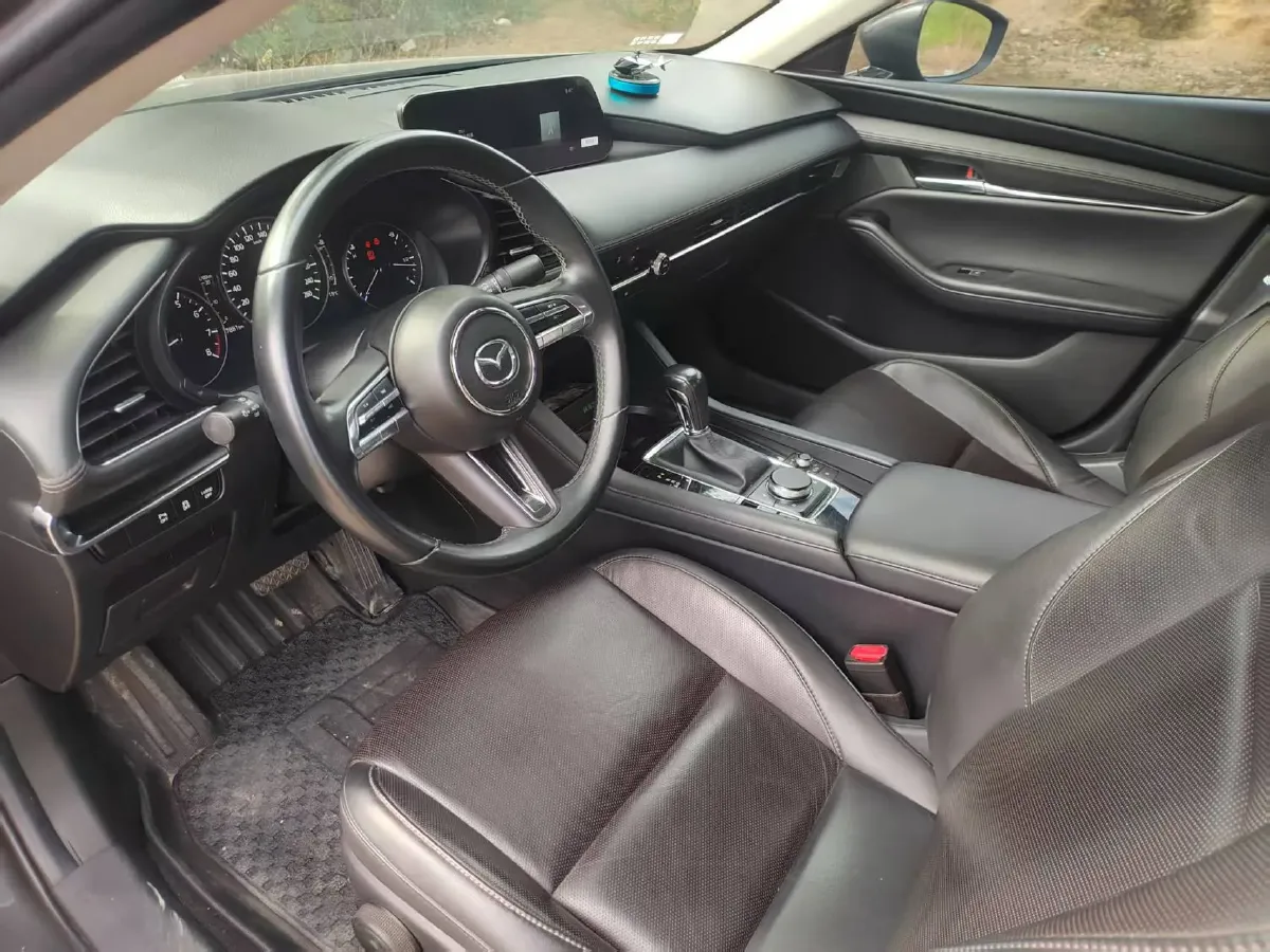 2022 Mazda 3 Axela 2.0L 158HP L4 6AT,autocango,china used car exporter,china ev exporter,chinese used car exporter,chinese used ev exporter