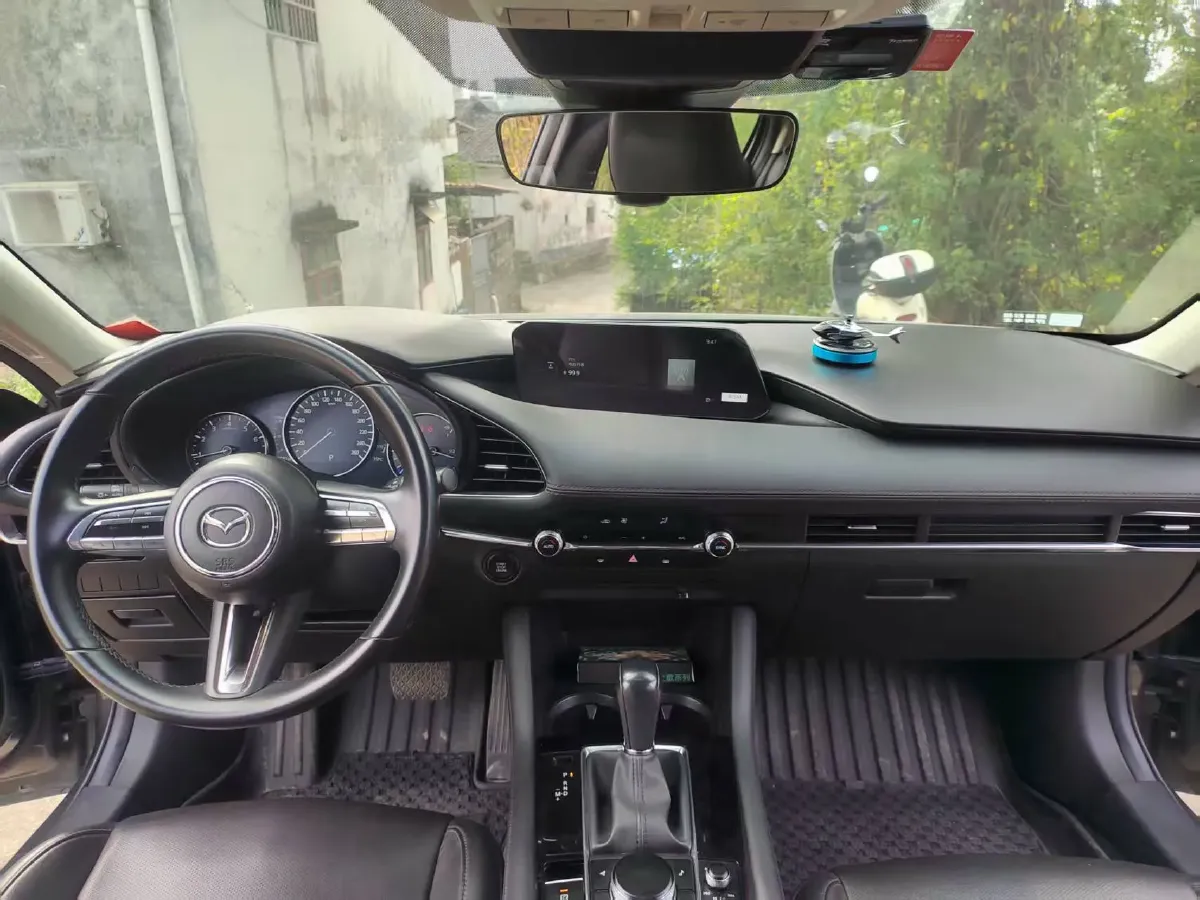 2022 Mazda 3 Axela 2.0L 158HP L4 6AT,autocango,china used car exporter,china ev exporter,chinese used car exporter,chinese used ev exporter