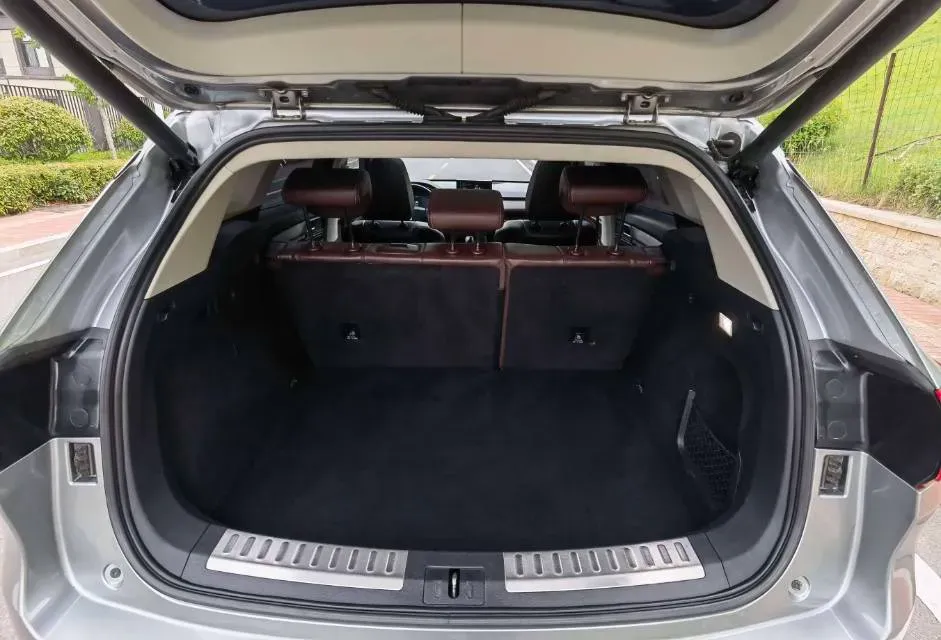 2018 WEY VV6 2.0T 197HP L4 7DCT,autocango,china used car exporter,china ev exporter,chinese used car exporter,chinese used ev exporter