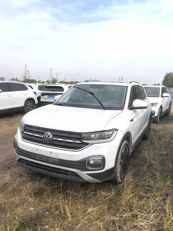 2023 Volkswagen Tacqua 1.2T 116HP L4 7DCT