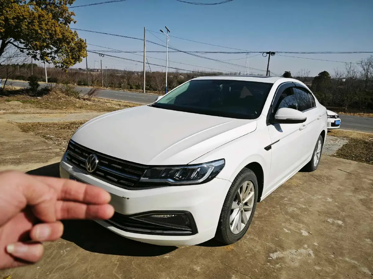 2019 MAXUS T70 2.0T 163HP L4 6AT