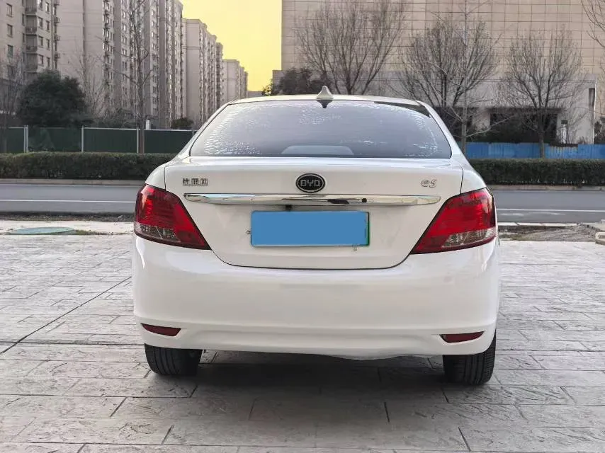 2018 BYD e5 BEV 60.48KWH,autocango,china used car exporter,china ev exporter,chinese used car exporter,chinese used ev exporter