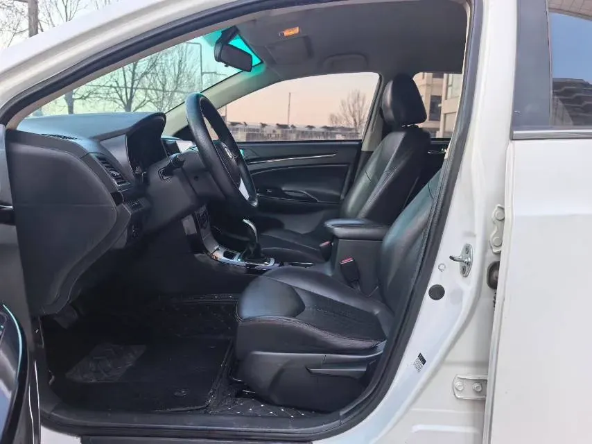 2018 BYD e5 BEV 60.48KWH,autocango,china used car exporter,china ev exporter,chinese used car exporter,chinese used ev exporter