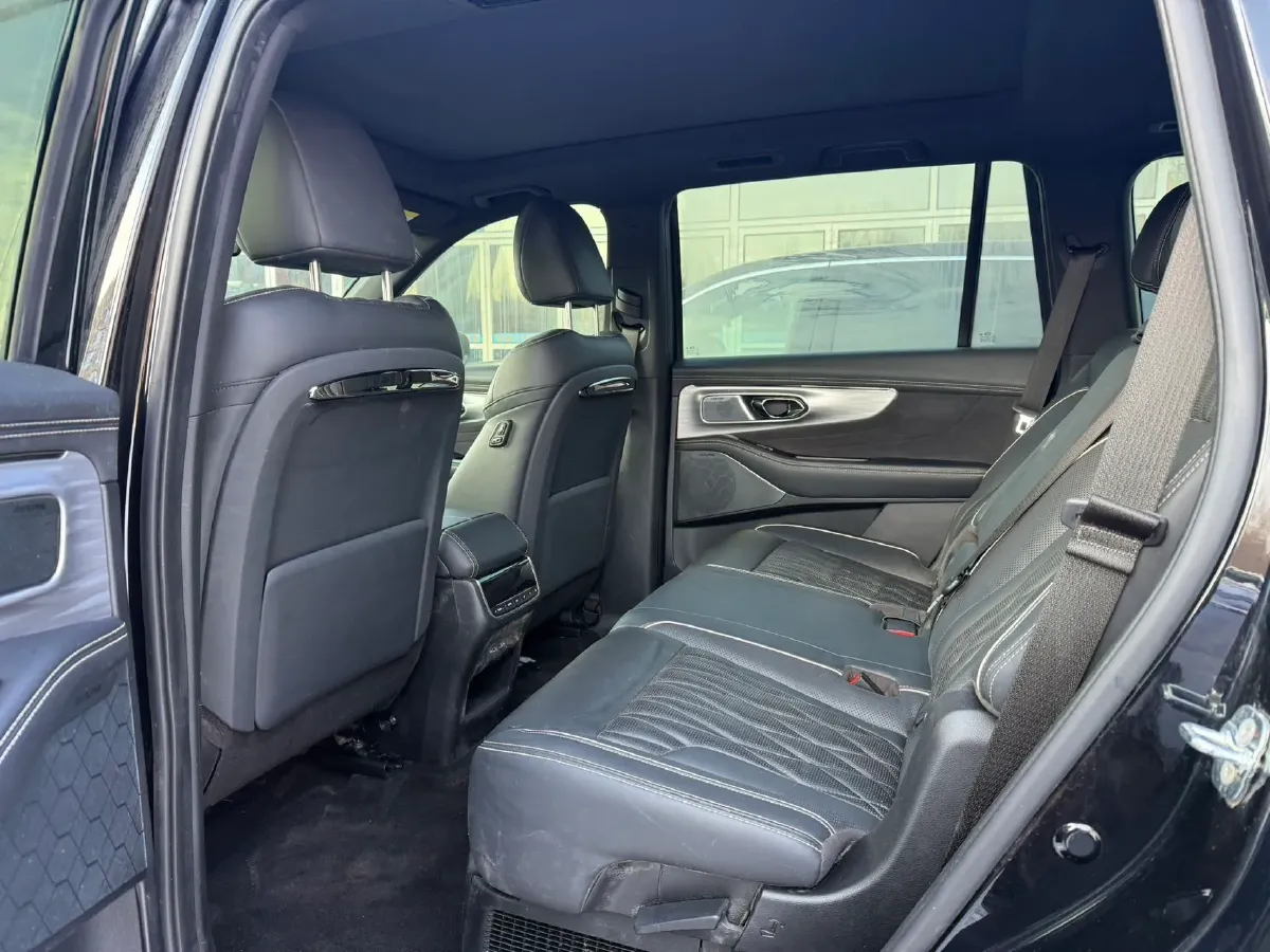 2022 GAC Trumpchi GS8 2.0T 190HP L4 E-CVT Hybrid,autocango,china used car exporter,china ev exporter,chinese used car exporter,chinese used ev exporter