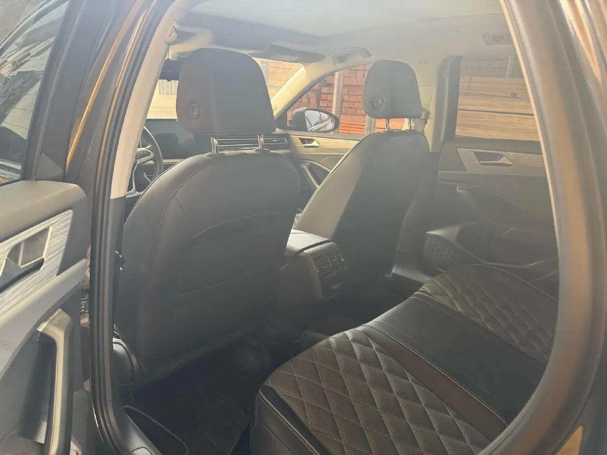 2024 Volkswagen Sagitar 1.5T 160HP L4 7DCT,autocango,china used car exporter,china ev exporter,chinese used car exporter,chinese used ev exporter