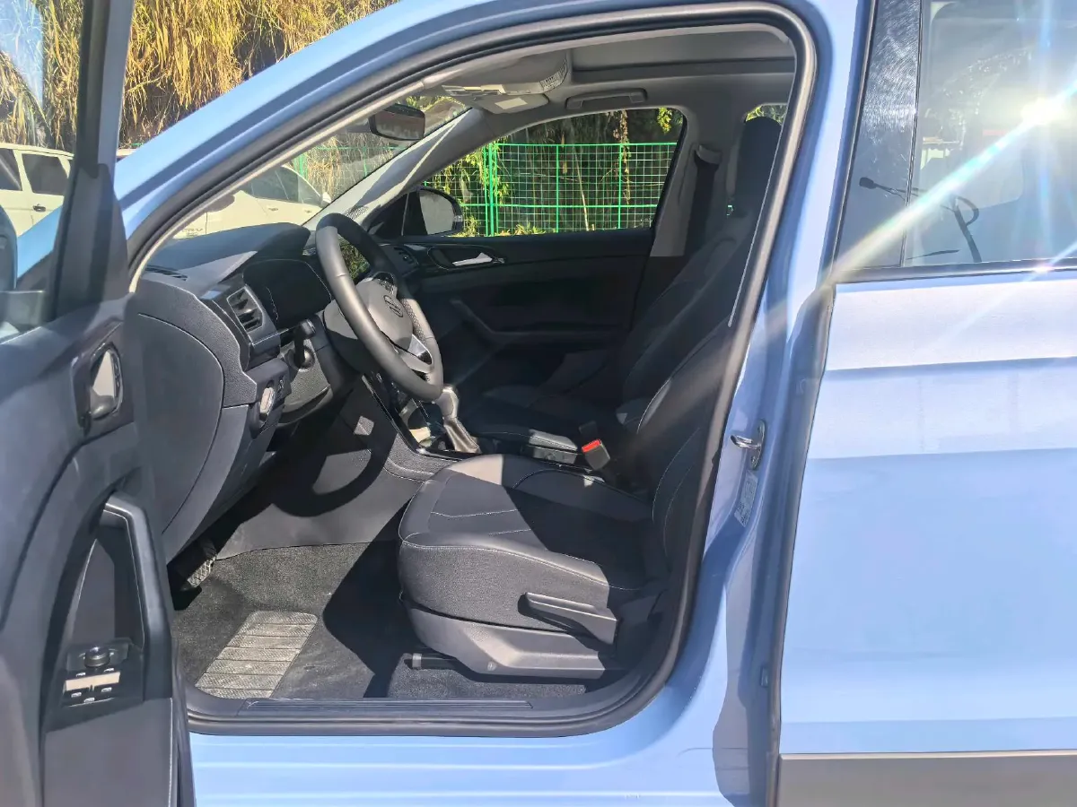 2025 Volkswagen Tharu 1.5T 160HP L4 7DCT,autocango,china used car exporter,china ev exporter,chinese used car exporter,chinese used ev exporter