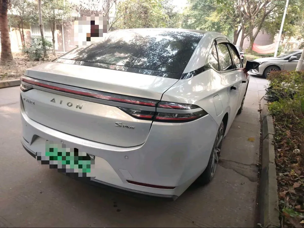 2022 ChangAn Oshan Z6 1.5T 170HP L4 6TCT PHEV 28.4KWH,autocango,china used car exporter,china ev exporter,chinese used car exporter,chinese used ev exporter